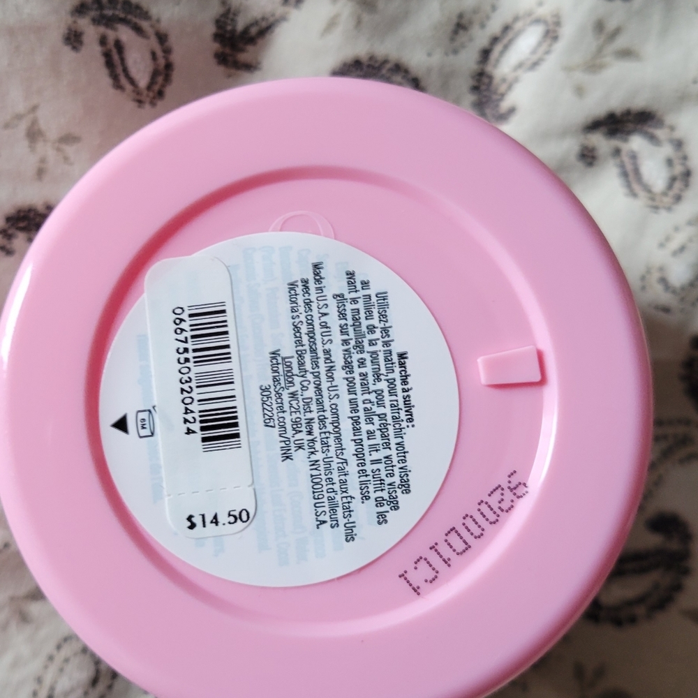 Pink face wipe - Picture 3 of 3